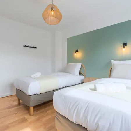 Functional 2 Bedroom Apartment *